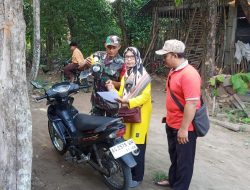 Babinsa Keliling Desa Dukung Gerakan PSN Cegah Demam Berdarah Di Wilayah Binaan