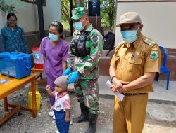 Babinsa Koramil 05/Panite LaksanakanPendampingan Kegiatan PIN Polio Di Desa Nunusunu