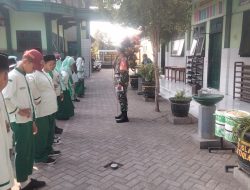 Tanamkan Kedisiplinan Sejak Dini Babinsa Melatih PBB dan Bela Negara SDI Istiqlal Tanjunganom