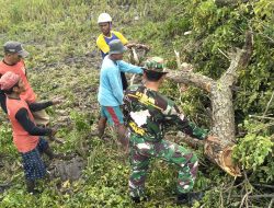 Tingkatkan Sinergitas Babinsa Desa Banjarsari Laksanakan Karya Bhakti Bersama Masyarakat.