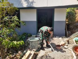 BABINSA BANTU WARGA RENOVASI RUMAH TINGGAL LAYAK HUNI