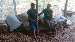 Babinsa Koramil 05/Sawahan Laksanakan Komsos di Dusun Putuk, Pererat Hubungan dengan Masyarakat