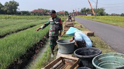 BABINSA KEL. SUKOMORO KORAMIL 0810/16 SUKOMORO MELAKSANAKAN BINKOMSOS WARGA BINAAN