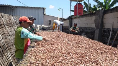 Pererat Sinergitas dan Kemanunggalan, Babinsa Desa Bungur Laksanakan Binkomsos Bersama Warga Binaan