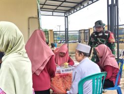 Dampingi Posyandu Lansia, Babinsa Koramil 0810/18 Ngetos Berikan Motivasi Agar Tetap Semangat Menjaga Kesehatan