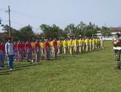 TNI sahabat siswa siswi SMPN3 penanaman Disiplin Dan pembentukan karakter melalui kegiatan PBB