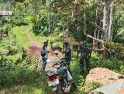Dukung Peningkatan Infrastruktur Desa, Danramil 0810/05 Sawahan Bersama Babinsa Tinjau Lokasi Rencana Pembangunan Jembatan Garuda
