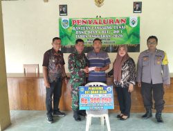 Babinsa Lengkonglor Aktif Dampingi Penyaluran BLT DD di Balai Desa