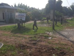 KORAMIL 0810/11 PRAMBON BERSAMA WARGA BERSIHKAN LINGKUNGAN KDKMP DESA TEGARON