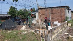 BABINSA DESA KEMADUH KORAMIL 0810/08 BARON AKTIF BANTU WARGA WUJUDKAN SEMANGAT GOTONG ROYONG