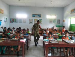 BABINSA DESA GODEAN LAKSANAKAN PENDAMPINGAN PROGRAM MAKAN BERGIZI GRATIS DI SDN 1 GODEAN