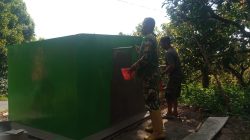 BABINSA KORAMIL 0810/18 NGETOS BERSAMA WARGA LAKSANAKAN PEMBUATAN TANDON AIR BERSIH DI DESA KEPEL