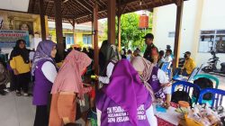 BABINSA KORAMIL 0810/16 SUKOMORO LAKSANAKAN PENDAMPINGAN POSYANDU BALITA, REMAJA, DAN LANSIA DI DESA NGLUNDO