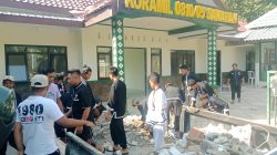 Babinsa Koramil 0810-05/Sawahan Gelar Kerja Bakti Bersama Anggota Perguruan IKSPI di Koramil Sawahan