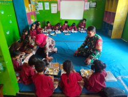 Babinsa  Sawahan Dampingi Program Makan Bergizi Gratis, Wujud Dukungan TNI terhadap Generasi Sehat Indonesia