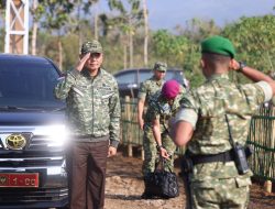 Kunjungan Kerja Menteri Pertahanan RI dan Wakil Panglima TNI di Yonif TP 933/Macan Wilis Wujud Penguatan Profesionalisme dan Kesiapan Prajurit