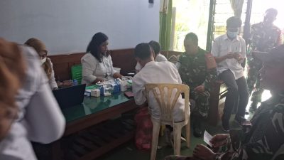Koramil 0810/15 Rejoso Bersinergi dengan Puskesmas Rejoso Gelar Pemeriksaan Kesehatan bagi Anggota dan Persit