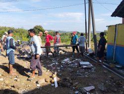 Demi Lingkungan Bersih dan Sehat, Babinsa Bersama Warga Aktif Laksanakan Jumat Bersih