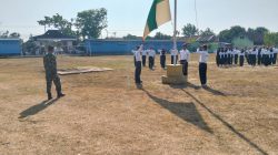 Koramil 0810/02 Bagor Bersama Polsek Bagor Tanamkan Nasionalisme Generasi Muda Melalui Pelatihan Paskibra