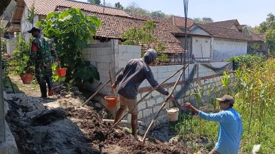 Babinsa Koramil 0810/20 Ngluyu Bersama Warga Laksanakan Kerja Bakti Pembangunan TPT