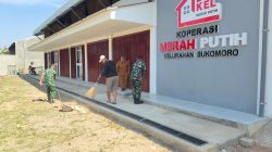 Babinsa Sertu Puguh Bersama Masyarakat Laksanakan Pembersihan KDKMP di Kelurahan Sukomoro