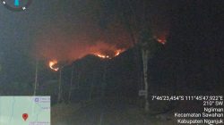 Titik Api Terlihat di Hutan Ngliman Saat Malam, Babinsa dan Perhutani Bergerak Lakukan Pemantauan