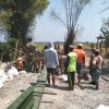 PEMBANGUNAN JEMBATAN PERINTIS GARUDA DI KEDUNGGLUGU CAPAI 43 PERSEN, KODIM 0810/NGANJUK TERUS PACU PEMBANGUNAN INFRASTRUKTUR DESA