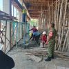 Babinsa Koramil Baron Kawal Revitalisasi SMK Kusuma Negara, Dukung Peningkatan Kualitas Sarana Pendidikan