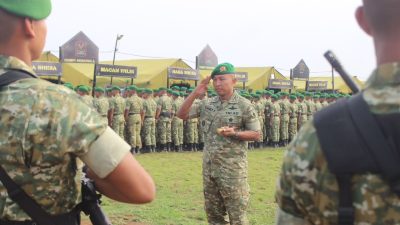 KOMANDAN BRIGIF TP 33/NS MELAKSANAKAN KUNJUNGAN KERJA DI YONIF TP 933/MACAN WILIS